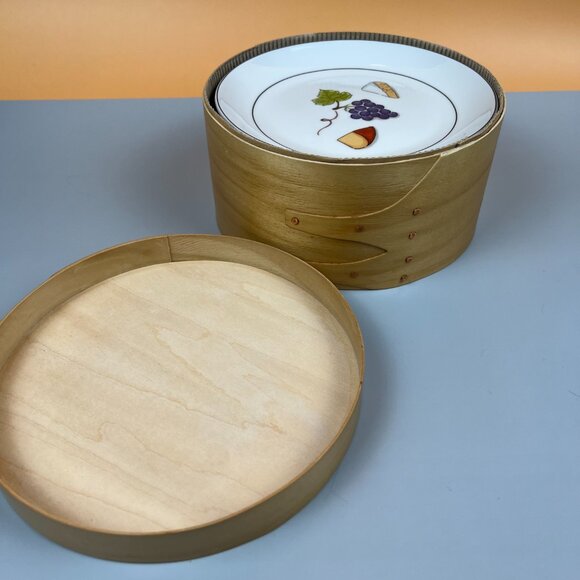 Crate & Barrel Dessert Appetizer Cheese Plates 6 1/2" Set of 6 - Picture 2 of 11